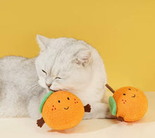 Load image into Gallery viewer, Cute tangerine style silvervine cat toy