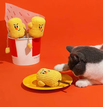 Load image into Gallery viewer, Cute corn style silvervine cat toys unique catnip cat self play toys fun