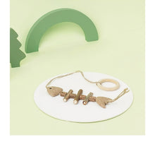 Load image into Gallery viewer, Cute and fun silvervine cat toys unique cat self play toys