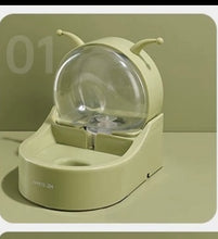 Load image into Gallery viewer, Cute Cat Auto Drinking Water Feeding Station, automatic long lasting water dispenser and cat feeding bowl set cat dog feeding station supplies