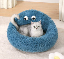 Load image into Gallery viewer, Cute fun monster style cat dog pet bed resting pad, unique winter warm four season cat dog pet bedding supplies