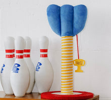 Load image into Gallery viewer, Fun Arrowhead cat scratcher, scratching post, scratching toys, cute and unique cat toys