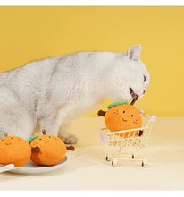 Load image into Gallery viewer, Cute tangerine style silvervine cat toy