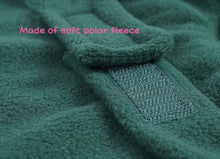 Load image into Gallery viewer, Polar fleece cape for cat, cute unique fun warm winter cat appearance clothes supplies