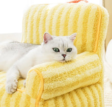 Load image into Gallery viewer, Soft Sofa-Style Nest Bed for Cats