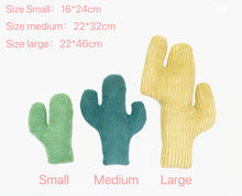 Load image into Gallery viewer, Cactus Style Catnip Self-play Toys, No Sound, Cute Cat Accessories Supply