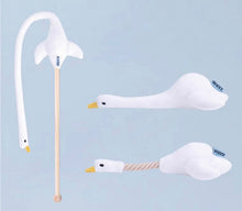 Load image into Gallery viewer, Goose style cat teaser