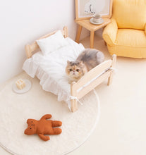 Load image into Gallery viewer, Super cute bed for cat, small dog and pets
