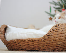 Load image into Gallery viewer, Handmade rattan cat bed, cute unique cat winter warm four season bedding supplies