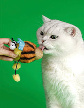 Load image into Gallery viewer, Bee Style Catnip &amp; Silvervine Self-play Toys, No Sound, Cute Cat Accessories Supply
