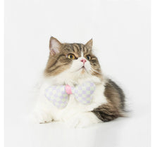 Load image into Gallery viewer, Large bowtie collar for cats fun unique cat appearance supplies
